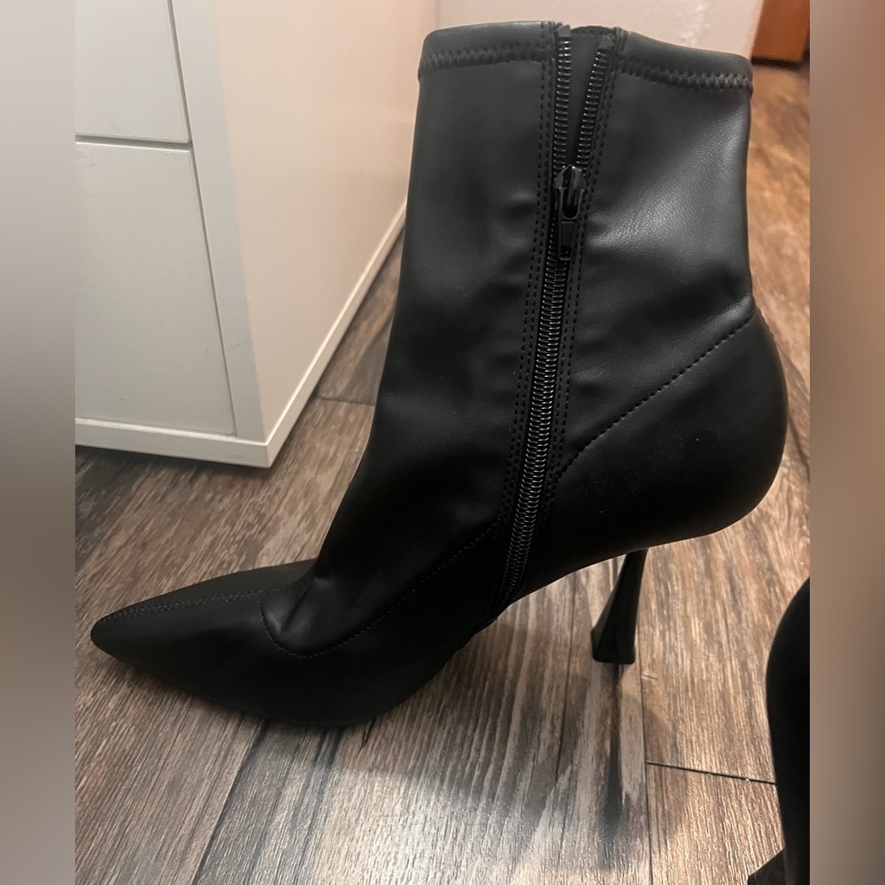 Bar III Women's Olevia Sock Booties, Created for Macy's size 9.5 - Picture 10 of 11
